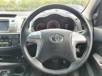 USED 2014 63 TOYOTA HI-LUX 3.0 INVINCIBLE 4X4 D-4D DCB 169 BHP ** NO VAT ** NO VAT - LOW MILES - REAR CAMERA - SAT NAV - FULL BLACK LEATHER HEATED SEATS