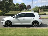 USED 2019 69 VOLKSWAGEN GOLF 2.0 R-LINE TDI 5d 148 BHP Digital Cockpit Sat Nav  DAB
