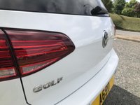 USED 2019 69 VOLKSWAGEN GOLF 2.0 R-LINE TDI 5d 148 BHP Digital Cockpit Sat Nav  DAB
