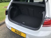 USED 2019 69 VOLKSWAGEN GOLF 2.0 R-LINE TDI 5d 148 BHP Digital Cockpit Sat Nav  DAB