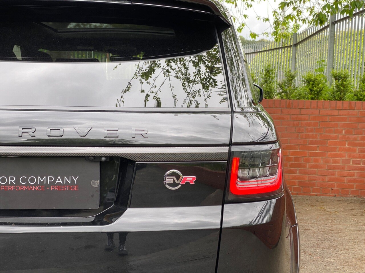 2019 11 LAND ROVER RANGE ROVER SPORT 5.0L SVR 5d AUTO 567 BHP