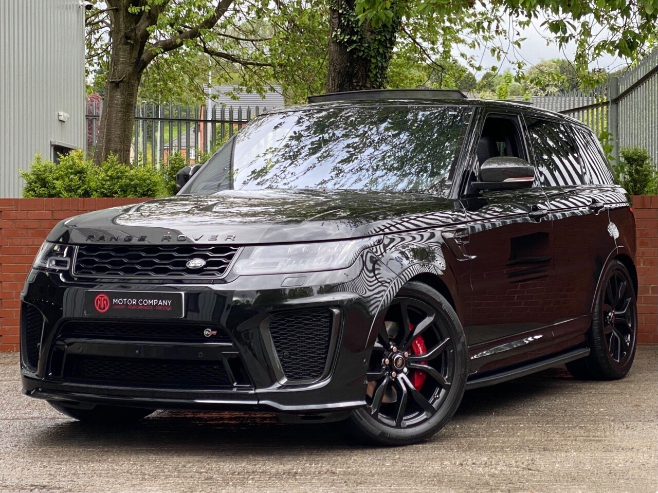 2019 11 LAND ROVER RANGE ROVER SPORT 5.0L SVR 5d AUTO 567 BHP