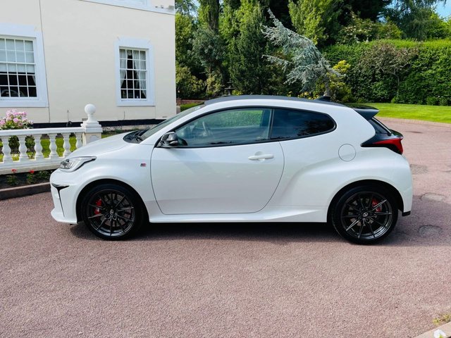 View our TOYOTA YARIS