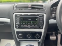 USED 2009 59 SKODA OCTAVIA 1.9 SE TDI DSG 5d 103 BHP 