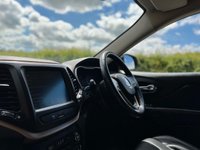 USED 2014 64 JEEP CHEROKEE 2.0 M-JET LIMITED 5d 138 BHP Reverse cam, climate seats,NAV