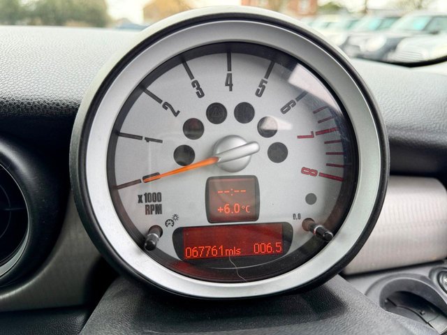 2010 MINI HATCH COOPER - Photo 11