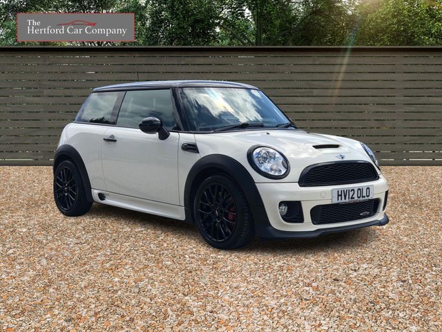 2012 12 MINI Hatch John Cooper Works 1.6 JOHN COOPER WORKS 3d 211 BHP
