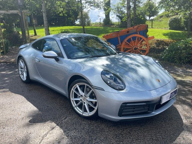 2021 70 Porsche 992 Carrera 4 PDK