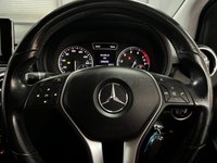USED 2012 12 MERCEDES-BENZ B-CLASS 1.6 B180 BLUEEFFICIENCY SE 5d 122 BHP * AIR CON * PARK SENSORS * LEATHER TRIM * ALLOYS * HEATED FRONT SEATS *