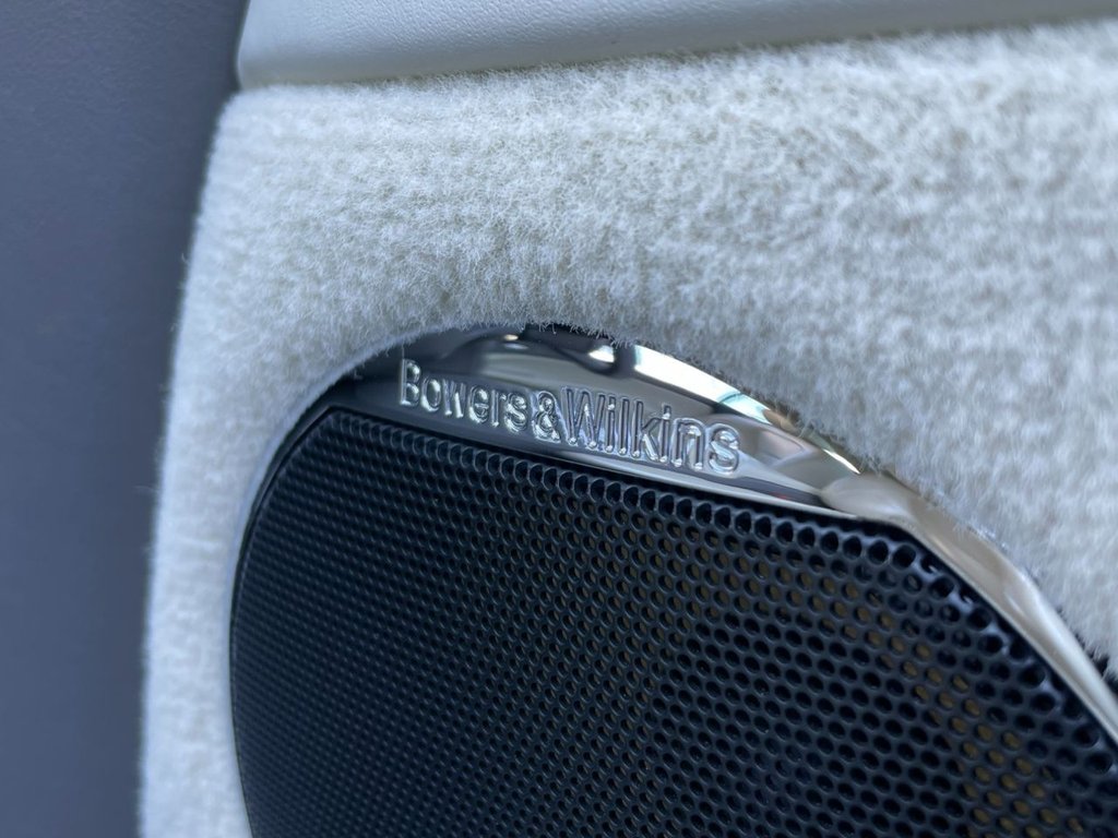 USED 2010 60 JAGUAR XK 5.0 XKR 2d 510 BHP 