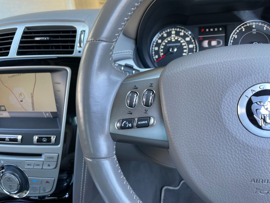 USED 2010 60 JAGUAR XK 5.0 XKR 2d 510 BHP 
