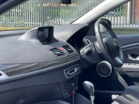 USED 2009 59 RENAULT MEGANE 2.0 PRIVILEGE 5d 140 BHP 
