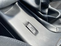 USED 2009 59 RENAULT MEGANE 2.0 PRIVILEGE 5d 140 BHP 