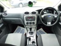 USED 2010 10 FORD FOCUS 1.6 ZETEC 5d 100 BHP www.suffolkcarcentre.co.uk - Located at Ilketshall