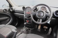 USED 2015 65 MINI COUNTRYMAN 1.6 COOPER S 5d 184 BHP 2 Owners, Full Service History, Over &pound;3500 of Extras, Under 40000 miles