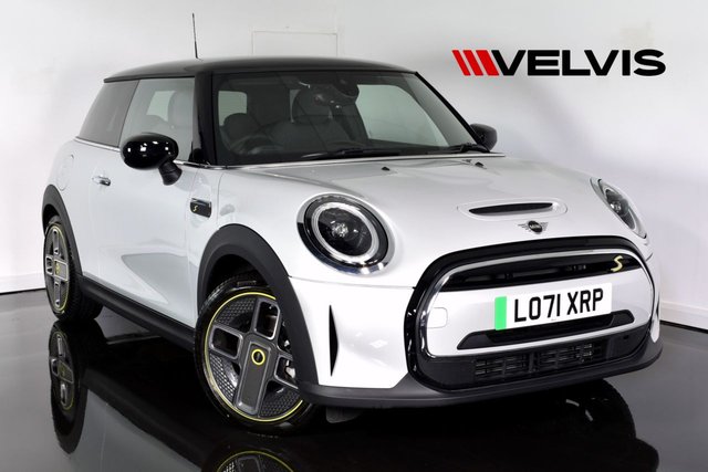 2022 71 MINI Hatch Cooper 0.0 COOPER S LEVEL 2 3d 181 BHP