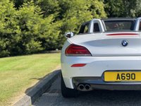 USED 2015 15 BMW Z4 2.0 Z4 SDRIVE20I M SPORT ROADSTER 2d 181 BHP Coral Red Leather Pro Sat Nav