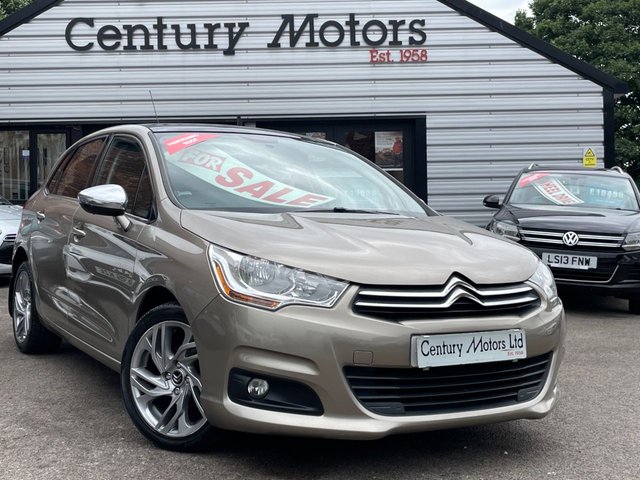 2014 64 Citroen C4 1.6 HDi Selection 5dr - PANORAMIC ROOF