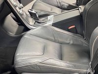 USED 2014 64 VOLVO XC60 2.4 D5 R-DESIGN LUX NAV AWD 5d 212 BHP 