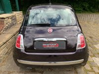USED 2015 11 FIAT 500 1.2 LOUNGE 3d 69 BHP STUNNING GREAT SPEC 2015 FIAT 500 LOUNGE - 16 INCH UPGRADE ALLOYS - PANORAMIC GLASS ROOF - CHILL-OUT PURPLE PEARL METALLIC - CHROME PACK - &pound;30 PER YEAR ROAD TAX - LOW INSURANCE GROUP - IDEAL 1ST CAR