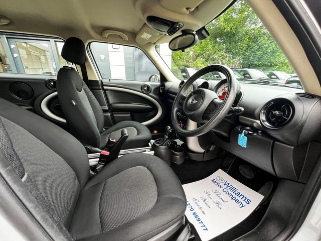 View our MINI COUNTRYMAN