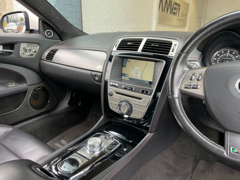 USED 2009 09 JAGUAR XK 5.0 XKR 2d 510 BHP 