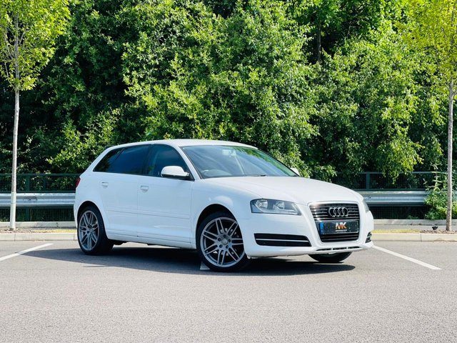2010 60 Audi A3 1.6 SPORTBACK MPI TECHNIK 5d 101 BHP