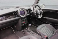 USED 2012 12 MINI HATCH COOPER 1.6 LONDON 2012 EDITION 3d 120 BHP 2 Owners, 6 Services, &pound;3600 of Extras, CHILI Pack, Heated Leather Seats, Bluetooth