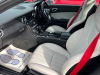 USED 2011 61 MERCEDES-BENZ SLK 1.8 SLK200 BLUEEFFICIENCY AMG SPORT ED125 2d 184 BHP 