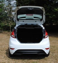 USED 2014 14 FORD FIESTA 1.0 ZETEC S 3d 124 BHP www.suffolkcarcentre.co.uk - Located at Ilketshall