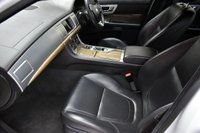 USED 2013 13 JAGUAR XF 2.2d PREMIUM LUXURY 8-SPEED AUTO SALOON 200 BHP 1 Private Owner / FJSH - 8 Records