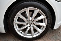 USED 2013 13 JAGUAR XF 2.2d PREMIUM LUXURY 8-SPEED AUTO SALOON 200 BHP 1 Private Owner / FJSH - 8 Records