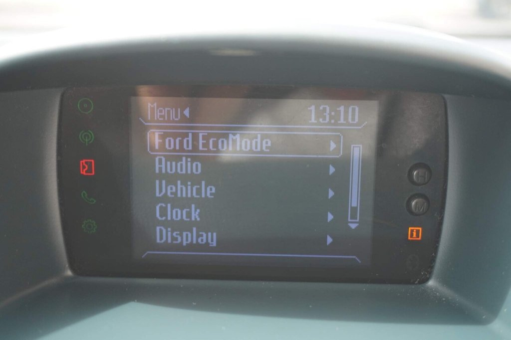 USED 2012 62 FORD FIESTA 1.4L TITANIUM TDCI 3d 69 BHP Â£20 ROAD TAX!!