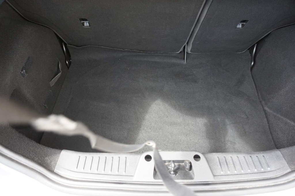 USED 2012 62 FORD FIESTA 1.4L TITANIUM TDCI 3d 69 BHP Â£20 ROAD TAX!!
