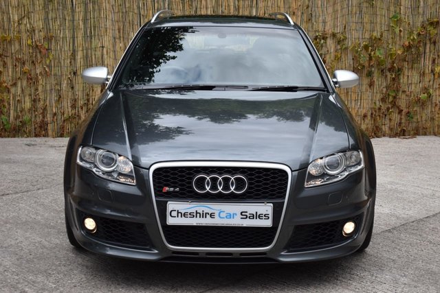 View our AUDI RS4 AVANT