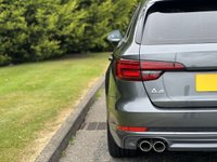USED 2018 18 AUDI A4 2.0 AVANT TDI QUATTRO S LINE 5d 188 BHP Satellite Navigation 4WD DAB