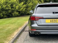 USED 2018 18 AUDI A4 2.0 AVANT TDI QUATTRO S LINE 5d 188 BHP Satellite Navigation 4WD DAB