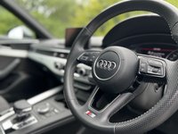 USED 2018 18 AUDI A4 2.0 AVANT TDI QUATTRO S LINE 5d 188 BHP Satellite Navigation 4WD DAB