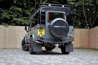 USED 2015 LAND ROVER DEFENDER 2.2 TD XS UTILITY WAGON 122 BHP Urban Automotive 2500 miles