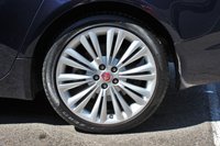 USED 2014 14 JAGUAR XF 2.2 D PREMIUM LUXURY 4d 200 BHP 2 Owners, Full Service History, Luxury Specifcation