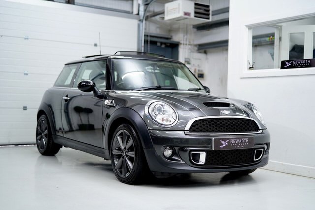 2011 61 MINI Hatch 2.0L COOPER SD 3d 141 BHP