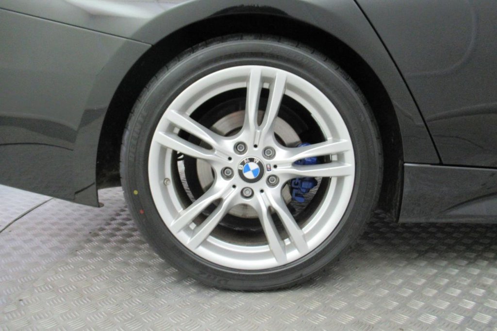 USED 2016 66 BMW 3 SERIES 2.0 330E M SPORT AUTO 4d 181 BHP 