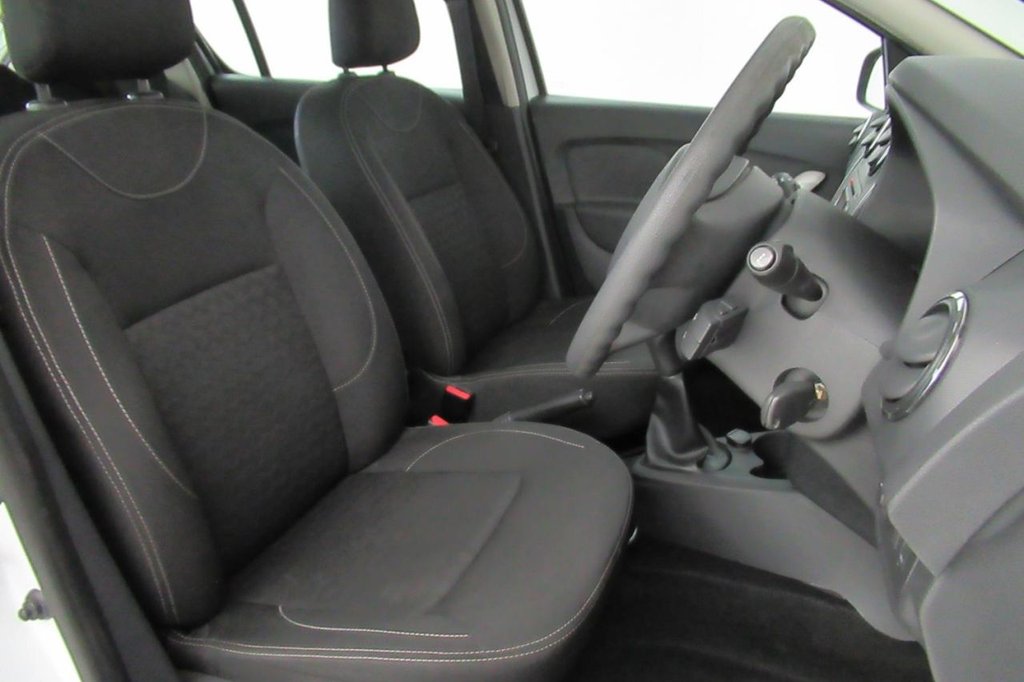 USED 2015 15 DACIA SANDERO 1.5 LAUREATE DCI 5d 90 BHP 