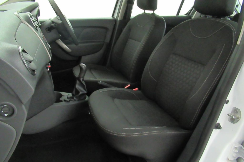 USED 2015 15 DACIA SANDERO 1.5 LAUREATE DCI 5d 90 BHP 