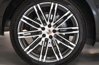 USED 2017 PORSCHE MACAN 3.0 D S PDK 5d 258 BHP +OVER &pound;15,000 FACTORY OPTIONS+