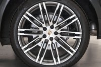 USED 2017 PORSCHE MACAN 3.0 D S PDK 5d 258 BHP +OVER &pound;15,000 FACTORY OPTIONS+