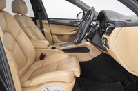 USED 2017 PORSCHE MACAN 3.0 D S PDK 5d 258 BHP +OVER &pound;15,000 FACTORY OPTIONS+