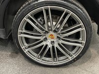 USED 2017 67 PORSCHE CAYENNE | NO 13 | 3.0 D V6 PLATINUM EDITION TIPTRONIC S 5d 258 BHP Beautiful Black Platinum Edition
