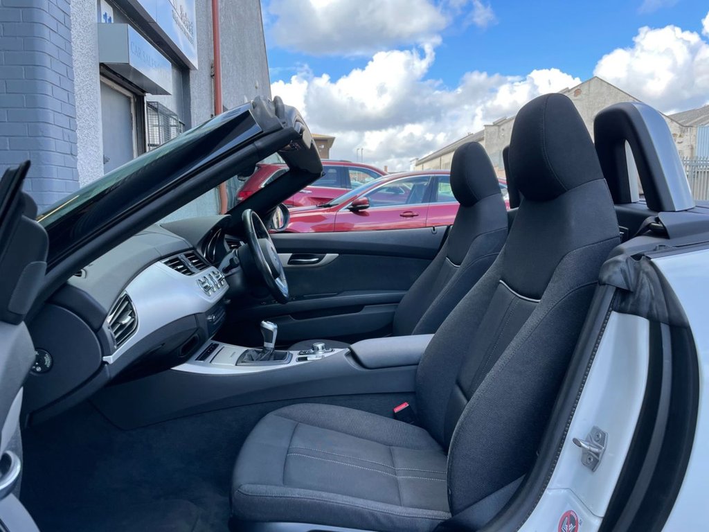 USED 2015 65 BMW Z4 2.0 Z4 SDRIVE18I ROADSTER 2d 155 BHP 