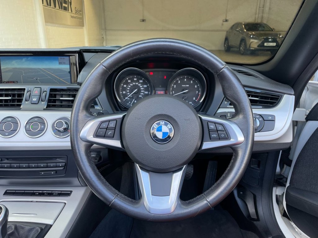 USED 2015 65 BMW Z4 2.0 Z4 SDRIVE18I ROADSTER 2d 155 BHP 